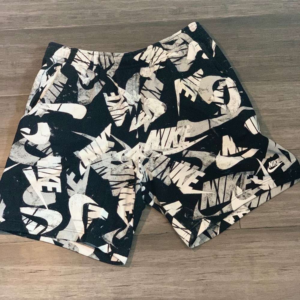 Black and white Nike shorts